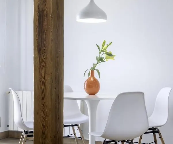 Always Easy I Atico Plaza