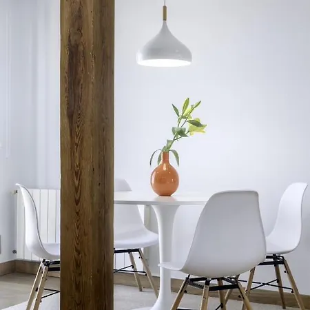 Always Easy I Atico Plaza