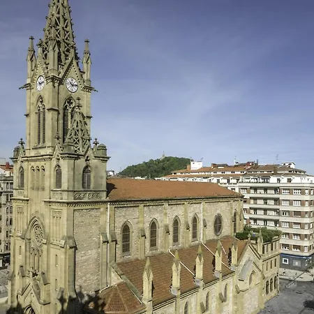 Always Easy I Atico Plaza 산세바스티안